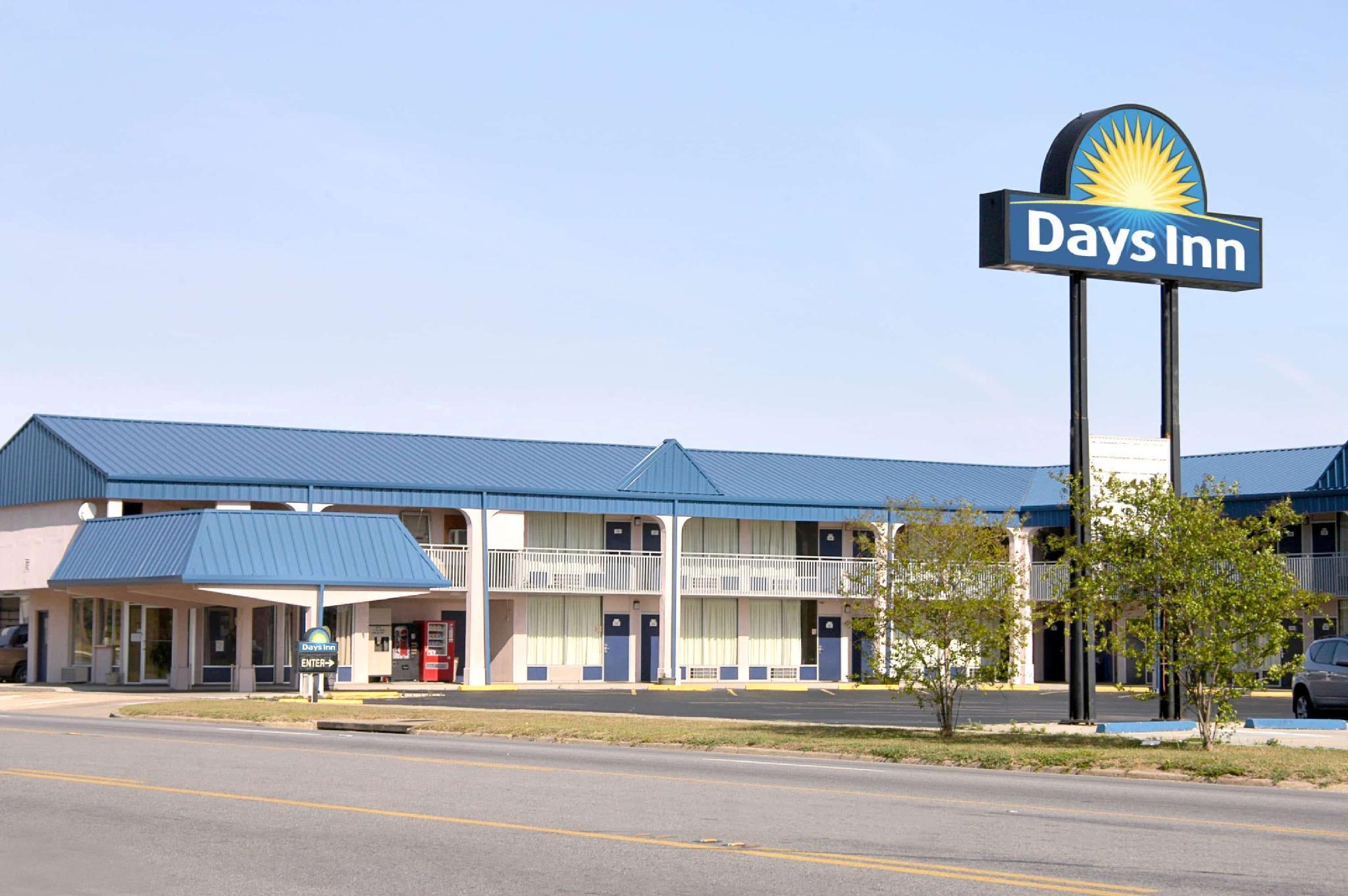 Days Inn By Wyndham Donalsonville Экстерьер фото